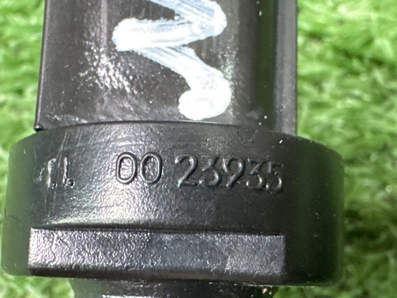 Датчик уровня бачка омывателя Ford Mondeo 4