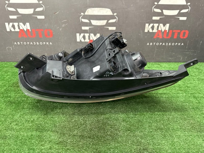 Фара Kia Soul 2014 SW