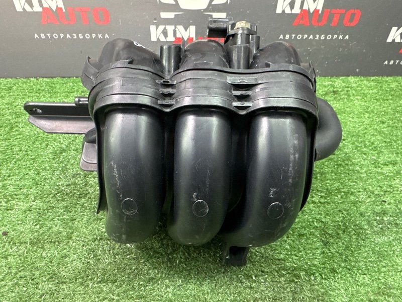 Коллектор впускной Toyota Yaris