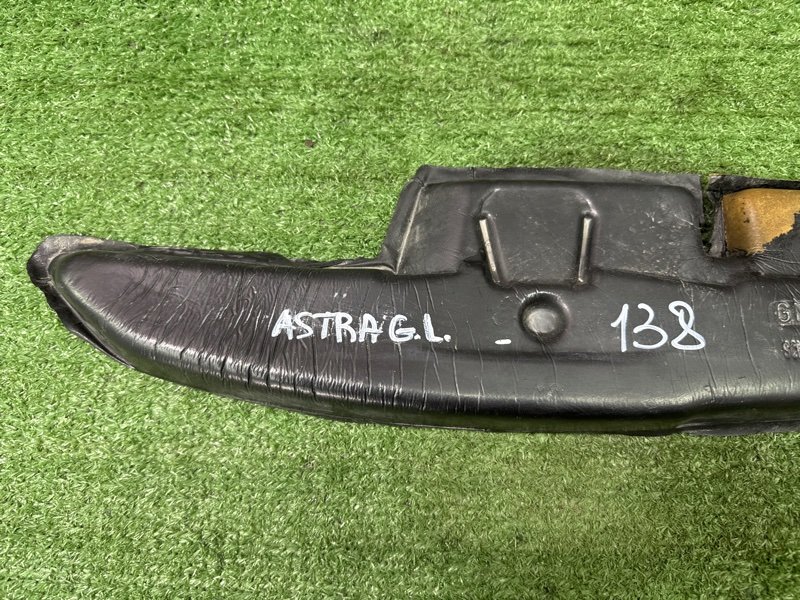 Пыльник крыла Opel Astra G