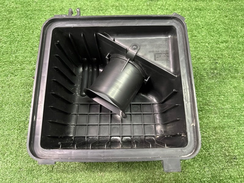 Крышка корпуса воздушного фильтра Hyundai Elantra