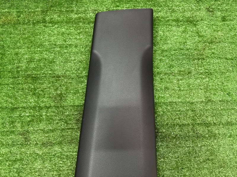 Накладка центральной стойки нижняя Kia Soul 2014 SW