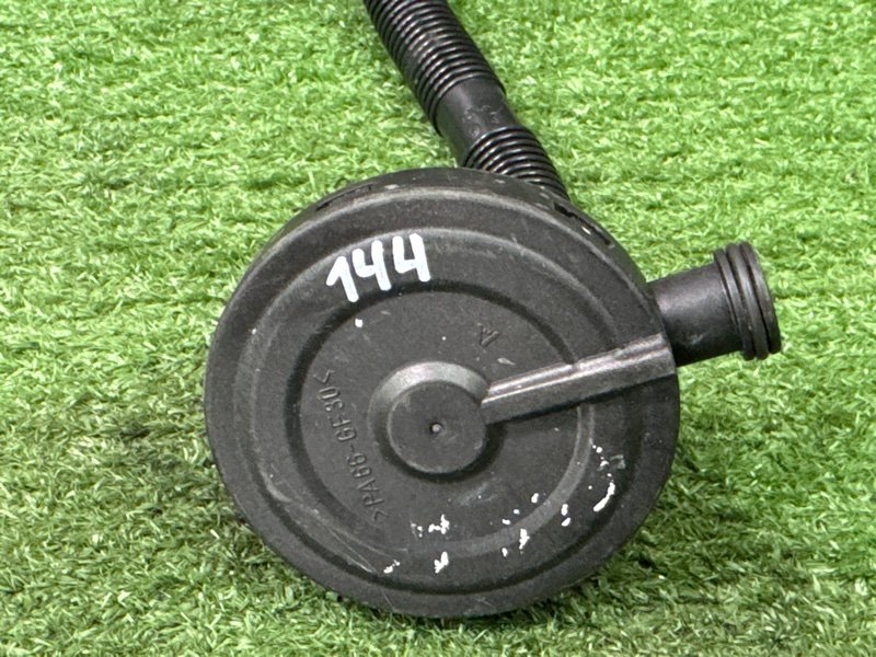 Клапан вентиляции картерных газов Volkswagen Polo