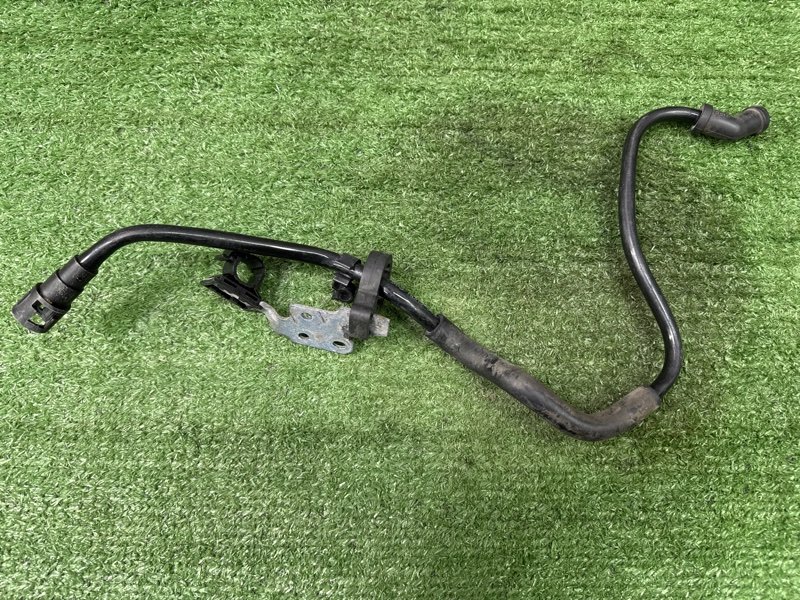 Трубка вакуумная Opel Astra