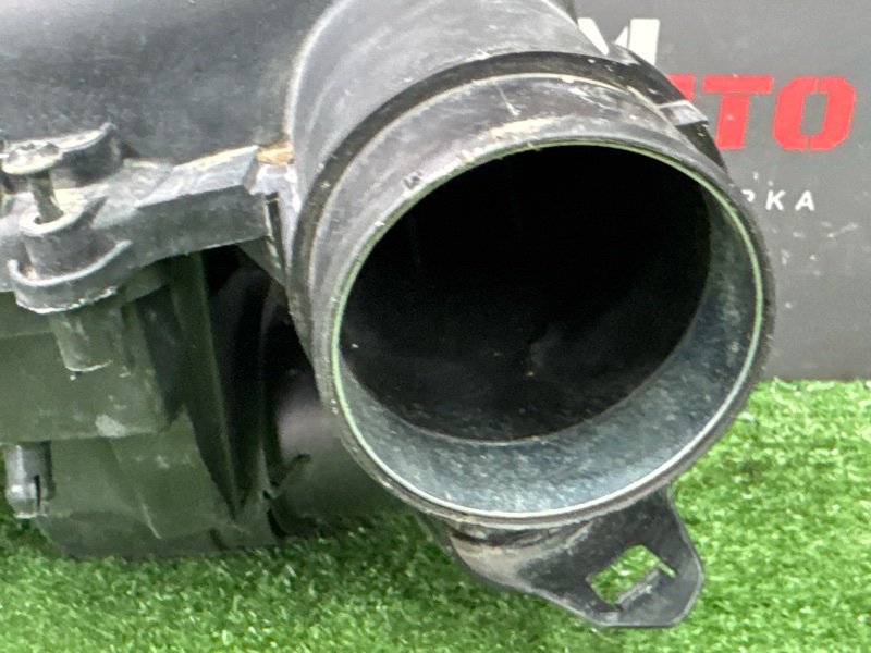 Корпус воздушного фильтра Peugeot 308