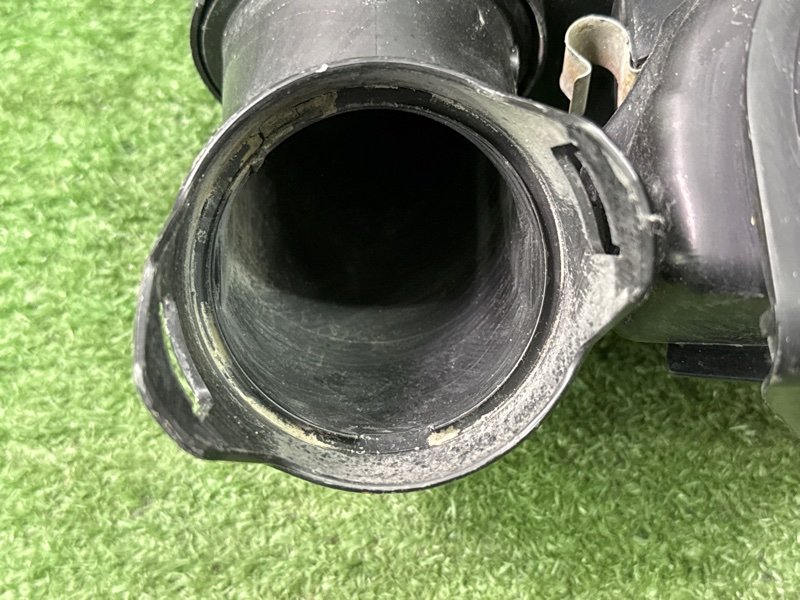 Корпус воздушного фильтра Peugeot 308