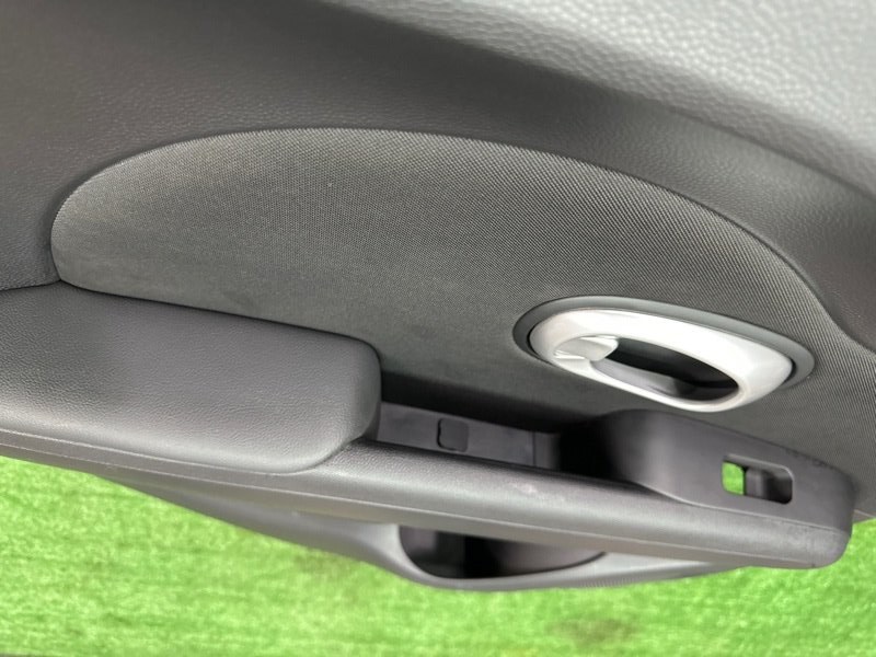 Обшивка двери Kia Soul 2014 SW