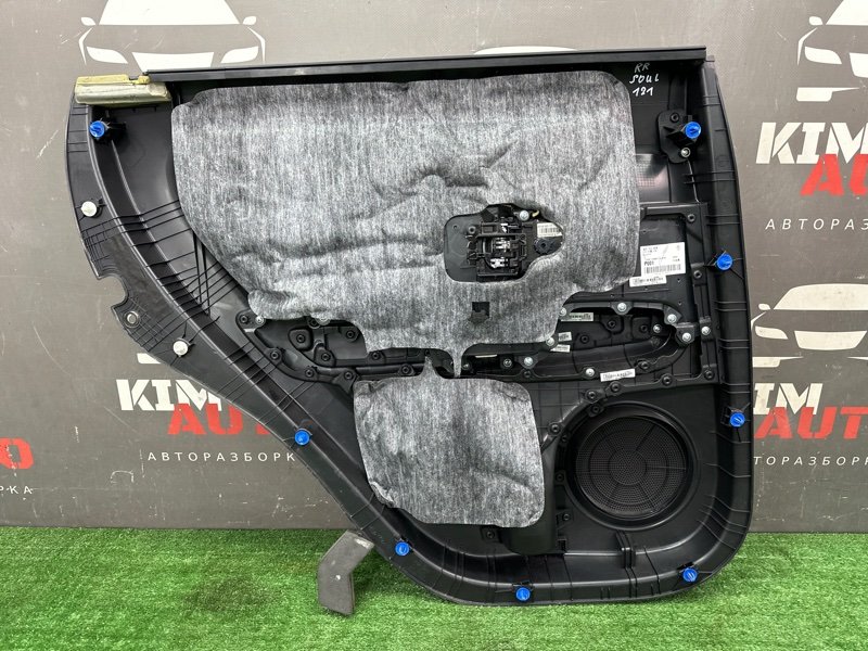 Обшивка двери Kia Soul 2014 SW