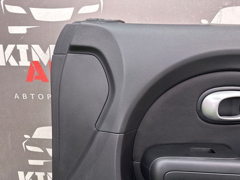 Обшивка двери Kia Soul 2014 SW