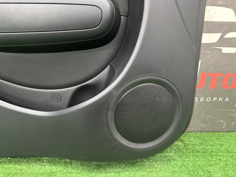Обшивка двери Kia Soul 2014 SW