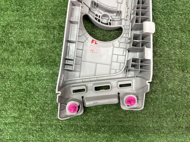 Накладка центральной стойки верхняя Kia Soul 2014 SW