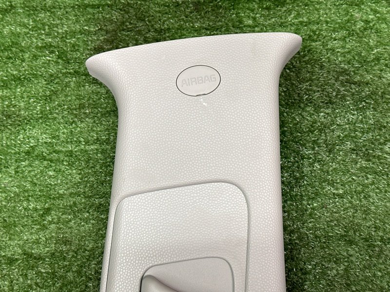 Накладка центральной стойки верхняя Kia Soul 2014 SW