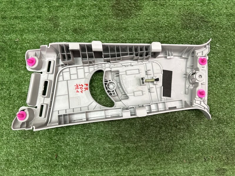 Накладка центральной стойки верхняя Kia Soul 2014 SW