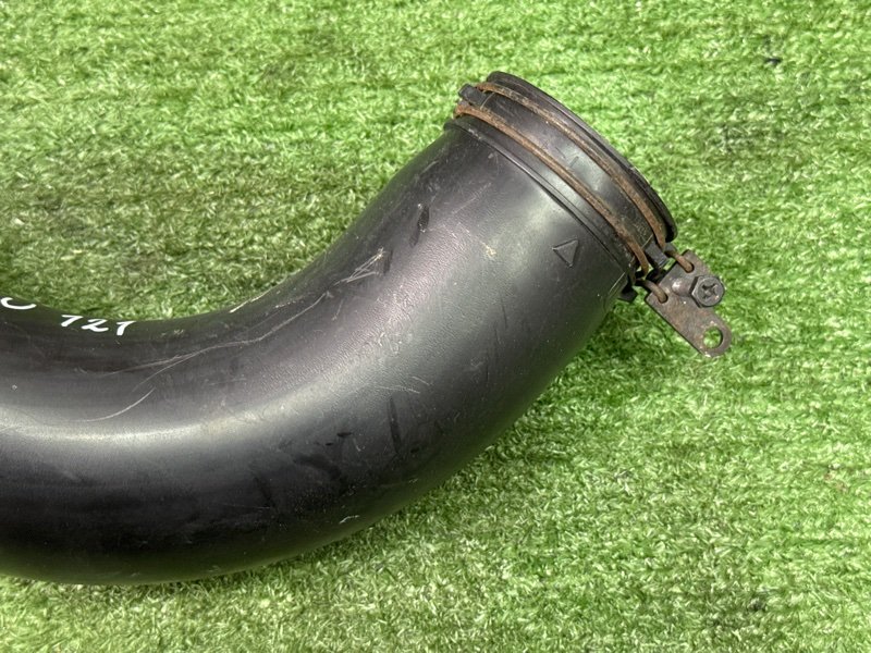 Патрубок воздушного фильтра Kia Soul 2014 SW