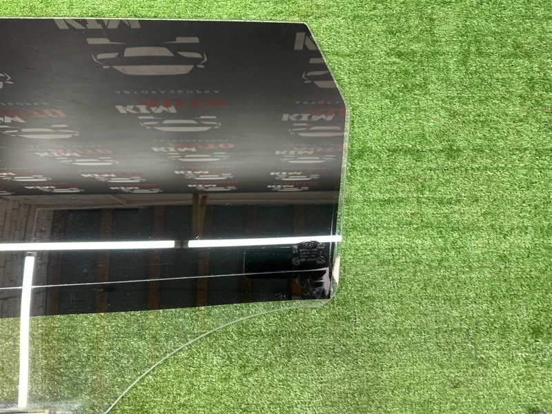 Стекло двери Kia Soul 2014 SW