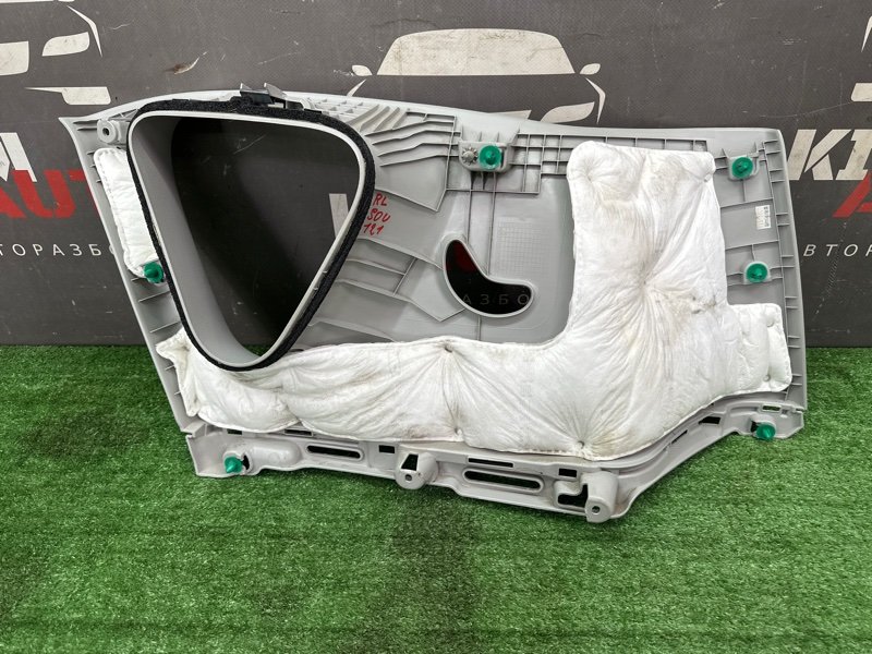 Накладка стойки кузова Kia Soul 2014 SW