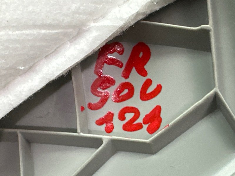 Накладка стойки лобового стекла Kia Soul 2014 SW