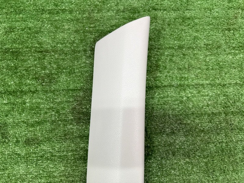 Накладка стойки лобового стекла Kia Soul 2014 SW