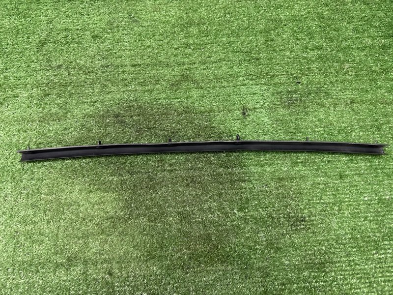 Уплотнитель капота Kia Soul 2014 SW