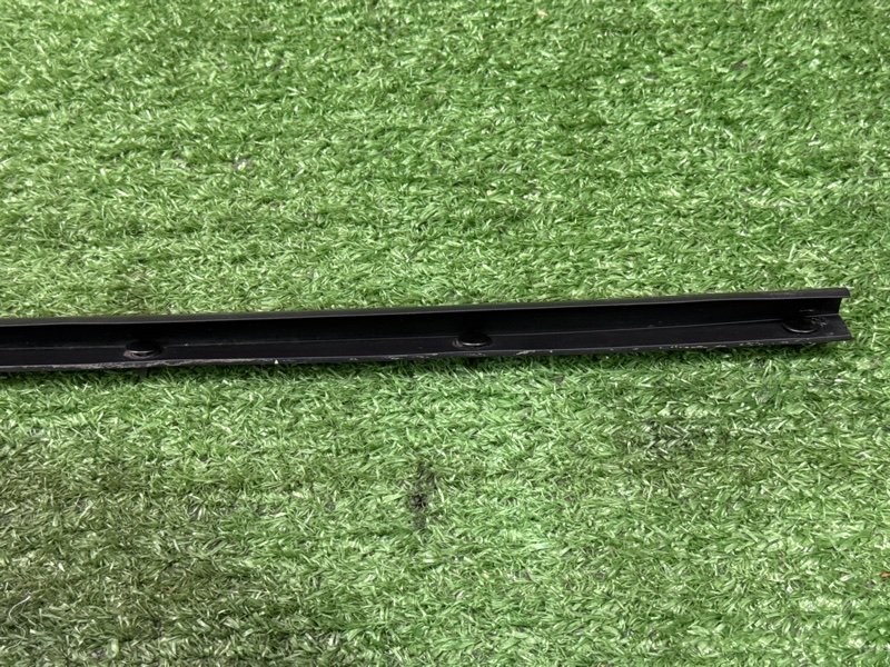 Уплотнитель капота Kia Soul 2014 SW