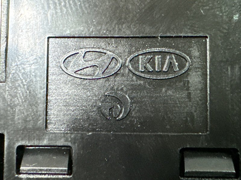 Кнопка аварийной сигнализации Kia Soul 2014 SW