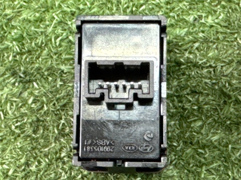 Кнопка аварийной сигнализации Kia Soul 2014 SW