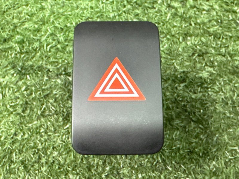 Кнопка аварийной сигнализации Kia Soul 2014 SW