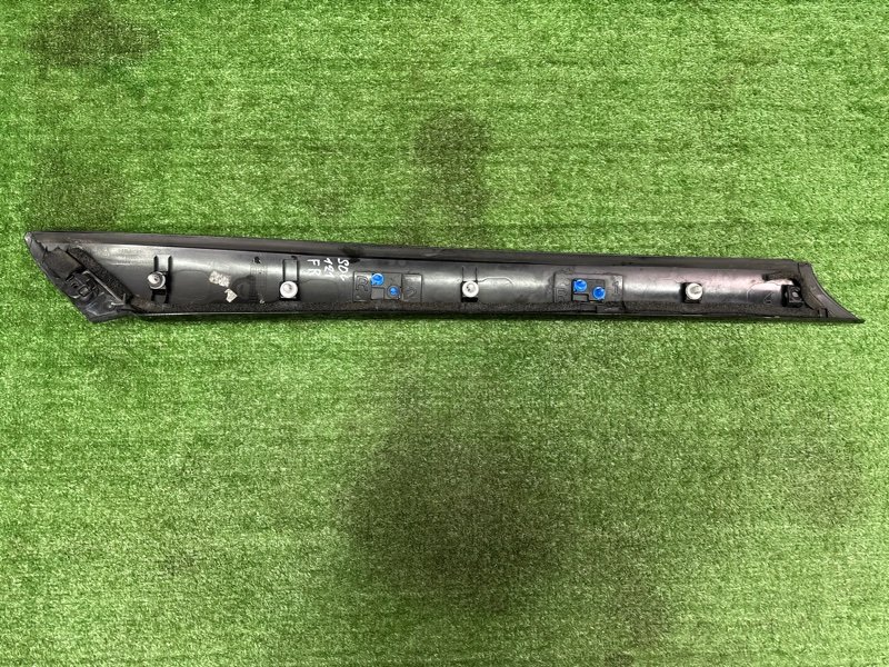 Молдинг лобового стекла Kia Soul 2014 SW