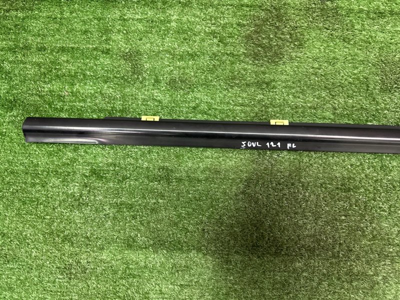 Уплотнитель стекла наружный (Бархотка) Kia Soul 2014 SW