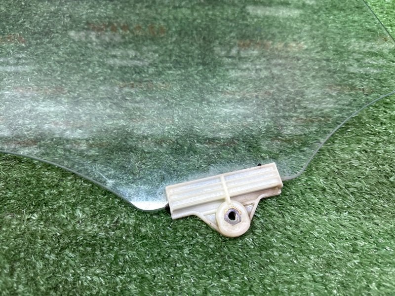 Стекло двери Kia Soul 2014 SW