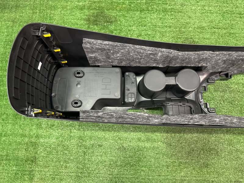 Консоль центральная Kia Soul 2014 SW