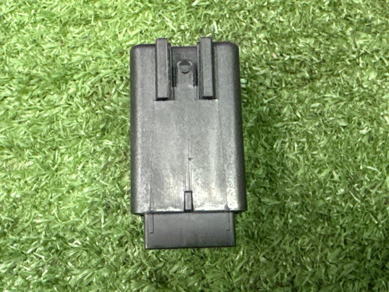 Реле стоп сигнала Kia Soul 2014 SW