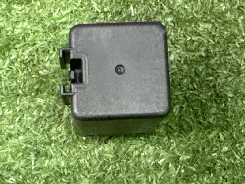 Реле стоп сигнала Kia Soul 2014 SW