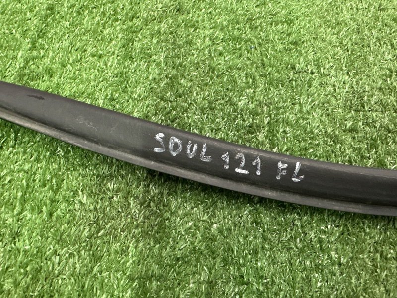 Уплотнитель двери Kia Soul 2014 SW