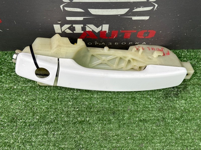 Ручка двери наружная в сборе Kia Soul 2014 SW