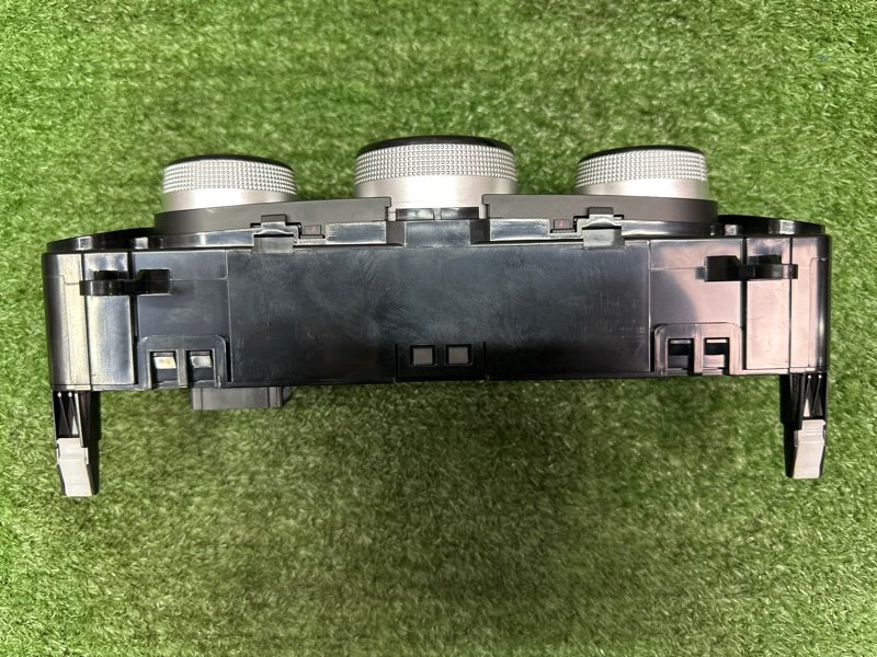 Блок управления отопителем и кондиционером Kia Soul 2014 SW