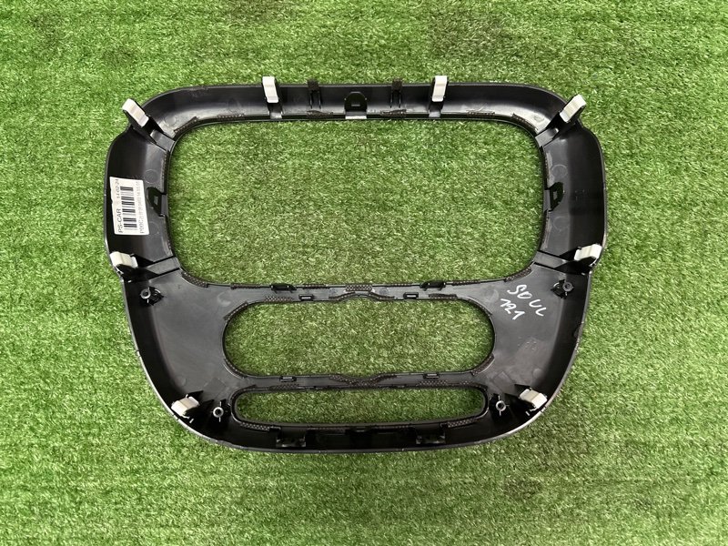 Рамка магнитолы Kia Soul 2014 SW