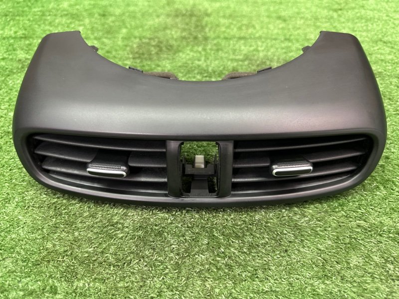 Дефлектор отопителя центральный Kia Soul 2014 SW