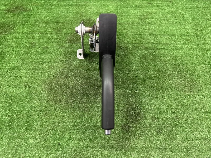 Рычаг стояночного тормоза (ручник) Kia Soul 2014 SW