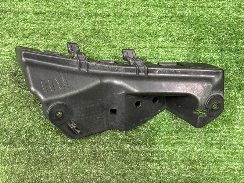 Кронштейн бампера Kia Soul 2014 SW