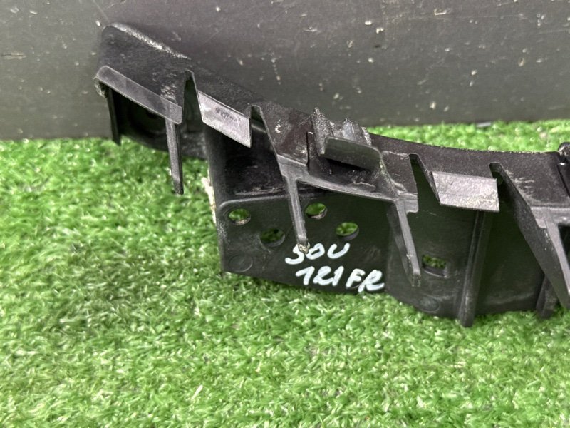 Кронштейн бампера Kia Soul 2014 SW