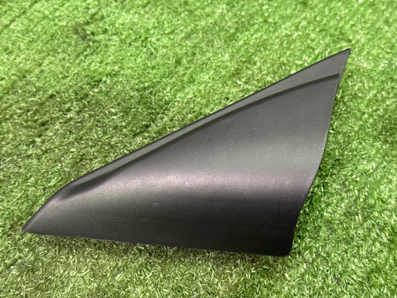 Накладка зеркала внутренняя(уголок) Kia Soul 2014 SW