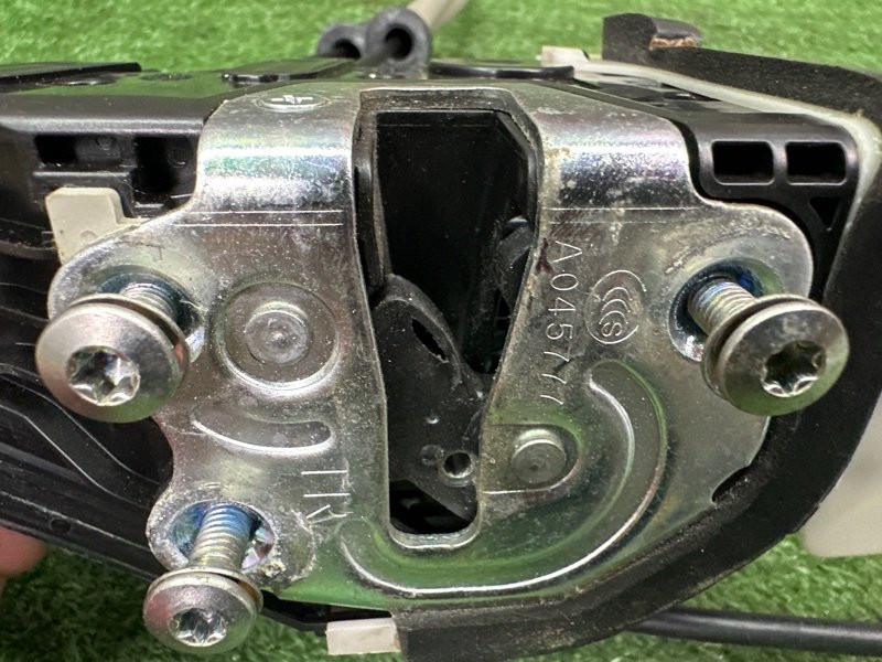 Замок двери Kia Soul 2014 SW