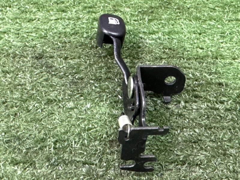 Ручка открывания бензобака Kia Soul 2014 SW