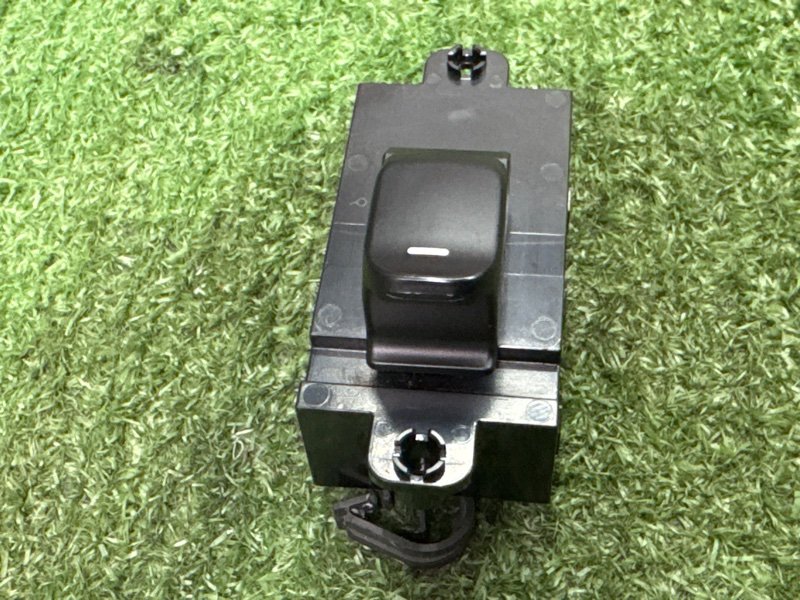 Кнопка стеклоподъемника Kia Soul 2014 SW