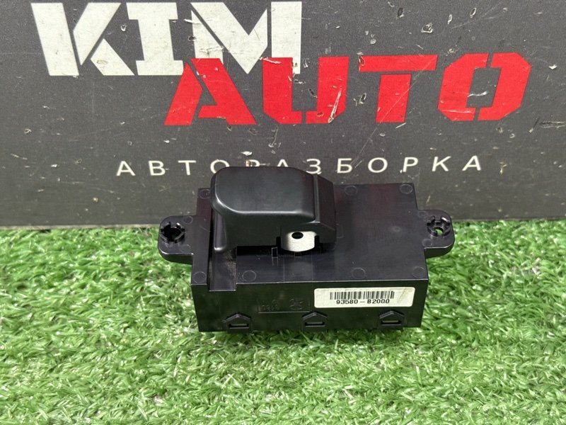 Кнопка стеклоподъемника Kia Soul 2014 SW