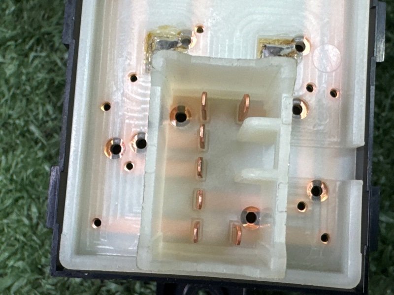 Кнопка стеклоподъемника Kia Soul 2014 SW