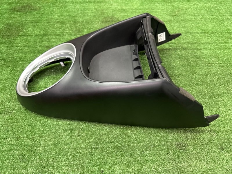 Накладка кулисы МКПП Kia Soul 2014 SW