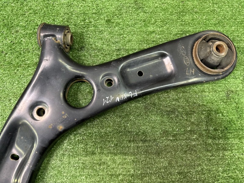 Рычаг подвески Kia Soul 2014 SW