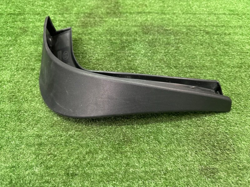 Брызговик Kia Soul 2014 SW